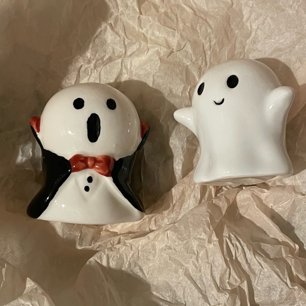 Cute Ceramic Ghost Salt & Pepper Shakers - White & Black with Red Accent